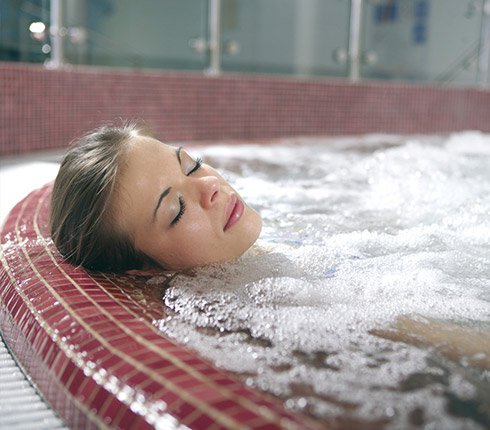 Daruj pobyt pod stromeček