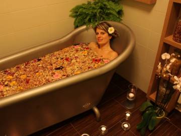 bily_jednorozec_lazebna_05