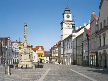 namesti_s_vezi
